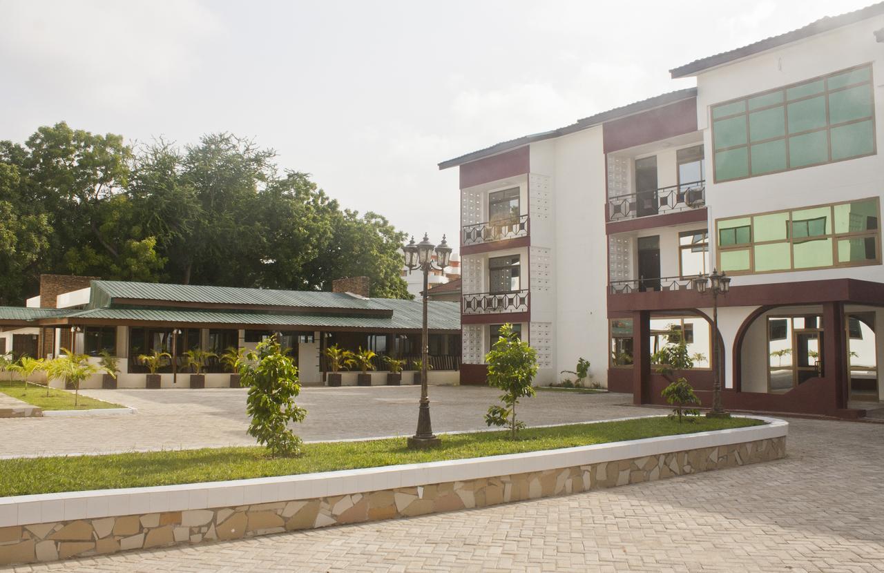Consir Executive Lodge Аккра Экстерьер фото
